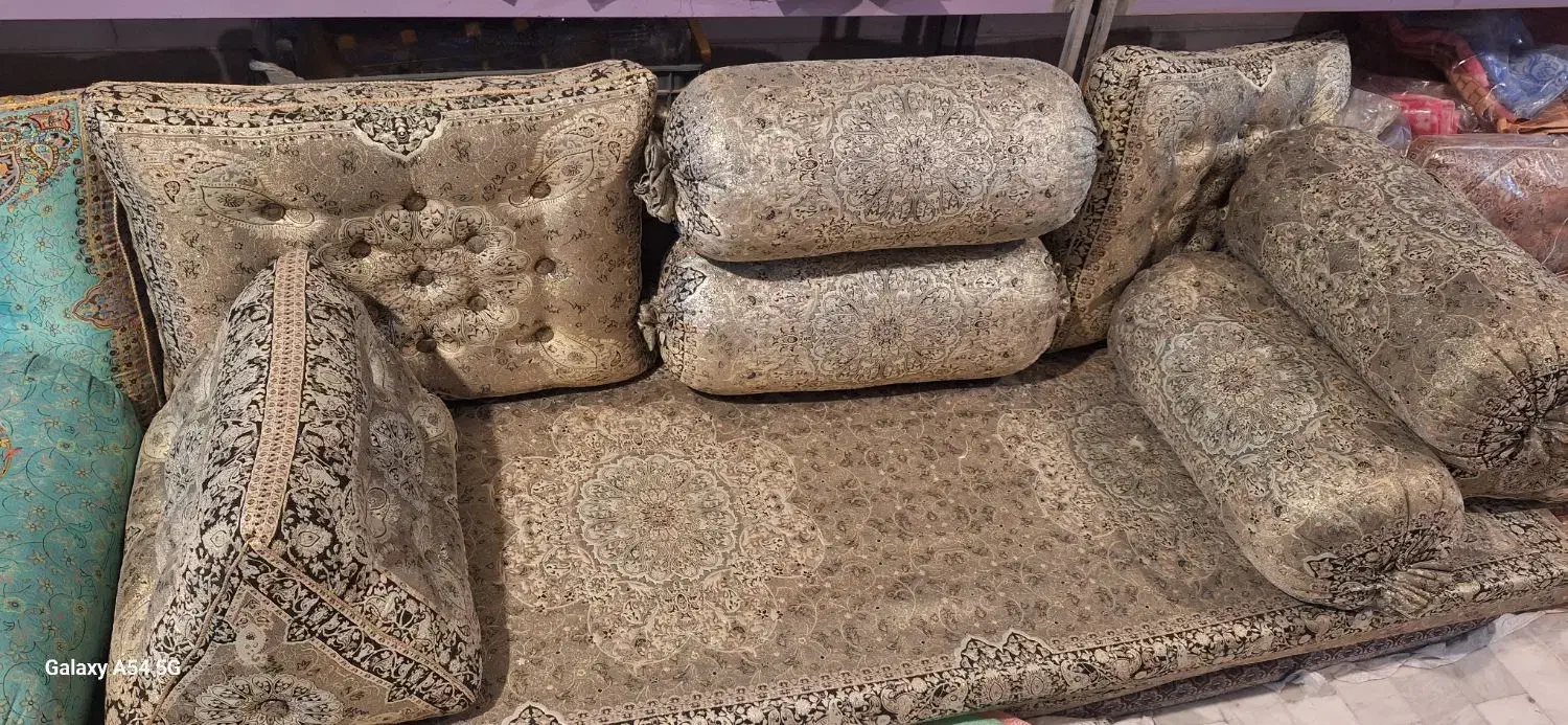 شاه‌نشین|پشتی|گرگان, |دیوار