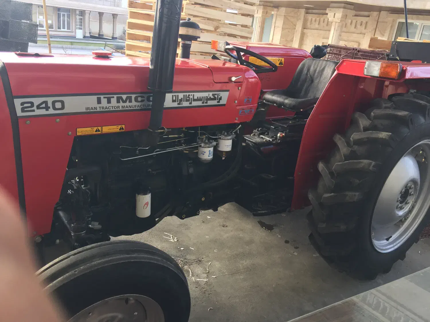 تراکتور۲۴۰ خشک|خودرو سنگین|ارومیه, |دیوار