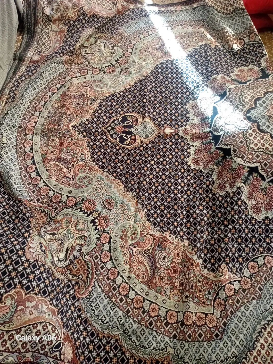 روفرشی|روفرشی|گلستان (تهران), |دیوار