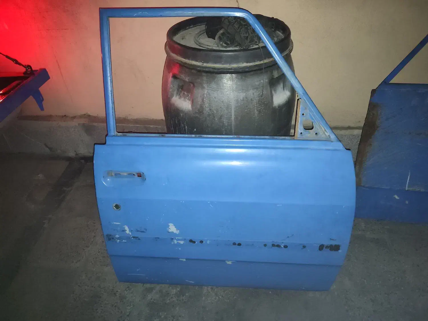 سقف و ستون دنا پلاس و قطعات بدنه بیرنگ وانت نیسان|قطعات یدکی و لوازم جانبی|تهران, فردوس|دیوار