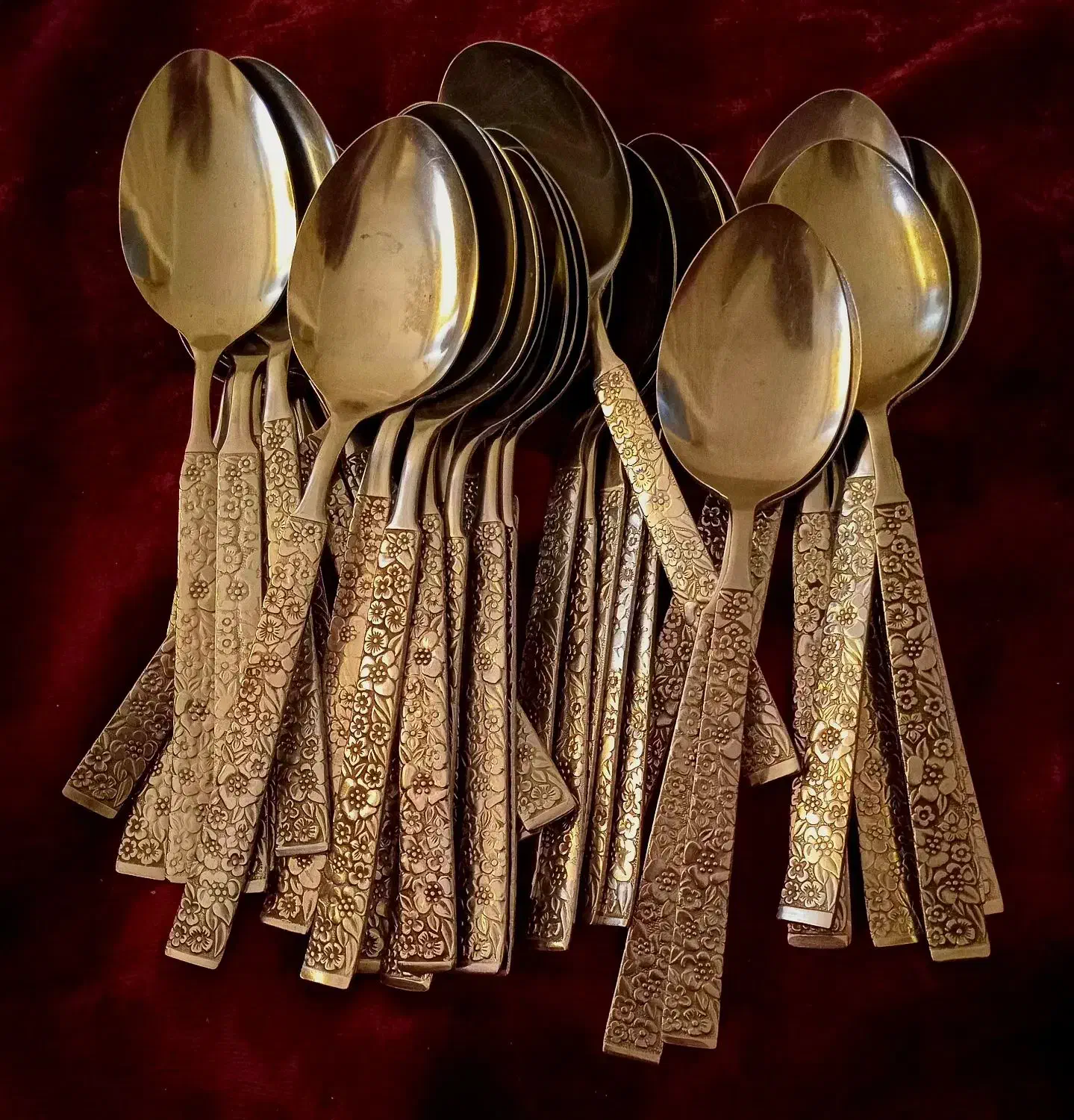 قاشق نگینی جنس ضخیم محکم ژاپنی|ظروف سرو و پذیرایی|تهران, والفجر|دیوار