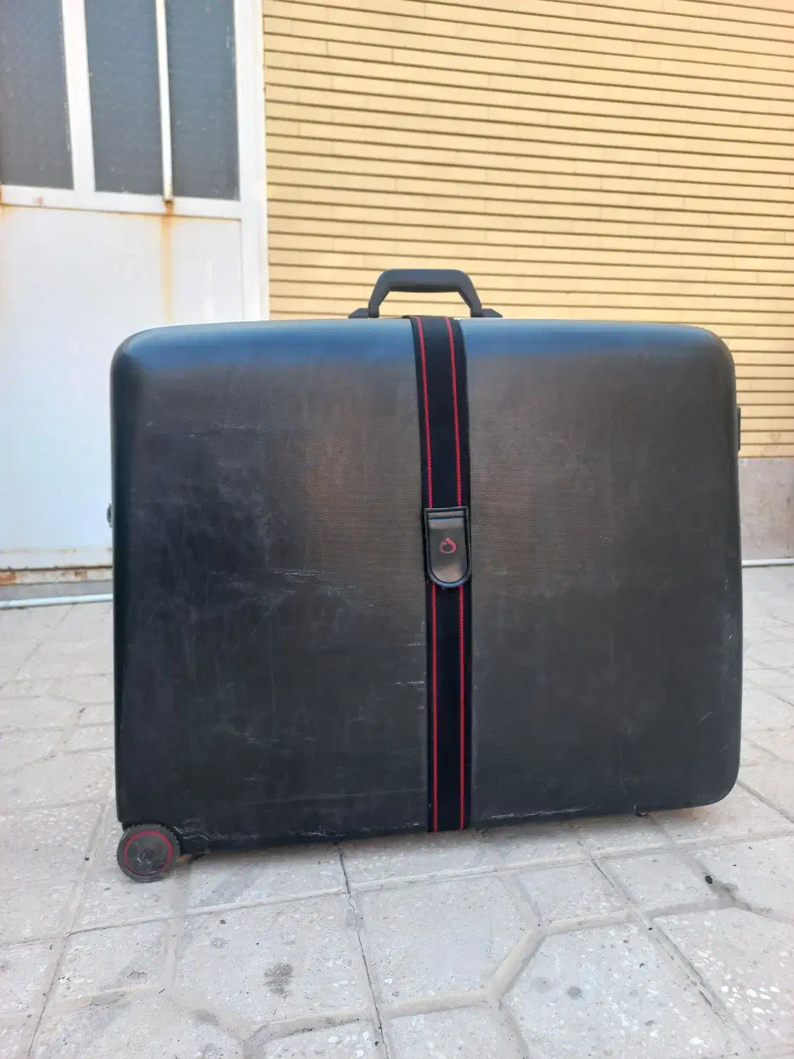 چمدان مسافرتی|کیف، کفش، کمربند|فسا, |دیوار