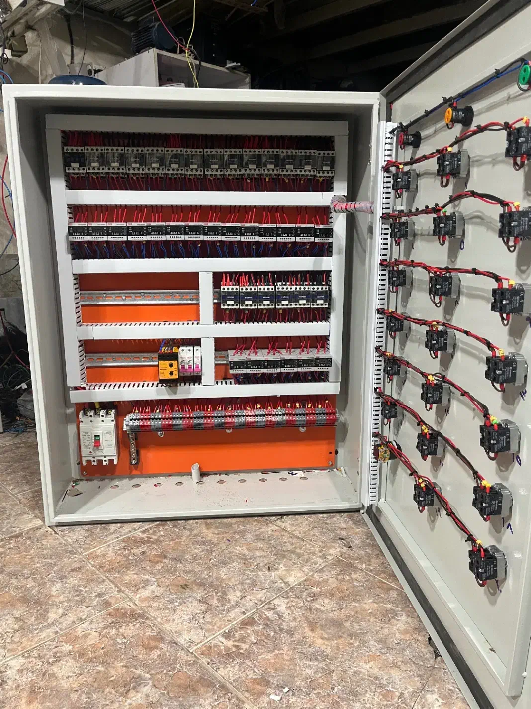 برقکار/برقکار صنعتی/تابلوبرق|خدمات پیشه و مهارت|رفسنجان, |دیوار