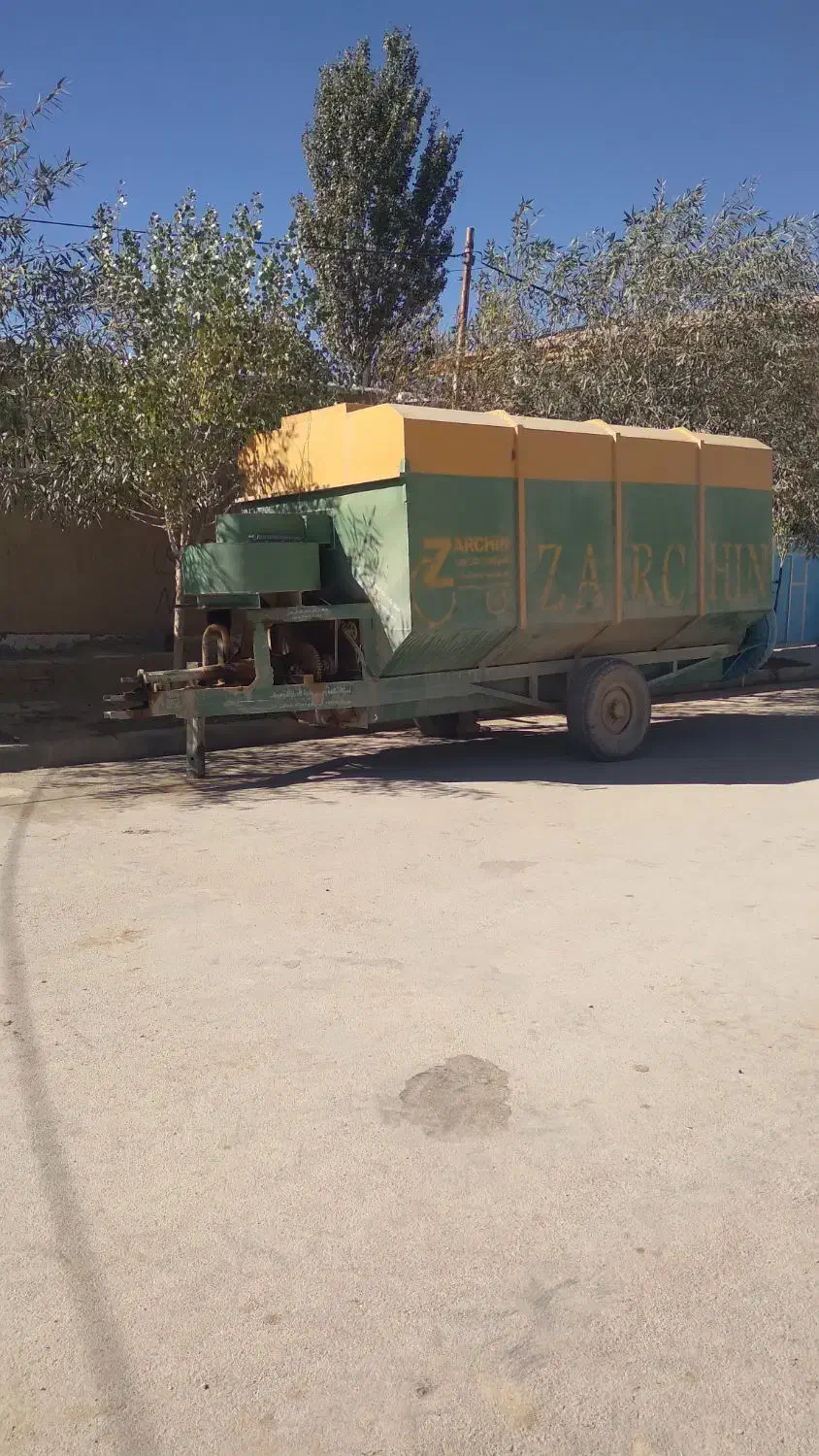 مکنده کاه|ماشینآلات صنعتی|کبودرآهنگ, |دیوار