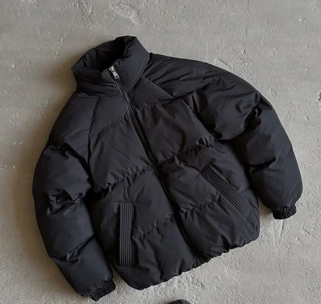 کاپشن سیلیکون مِیت و چرم صنعتی ویت کلایت|لباس|قم, بنیاد|دیوار