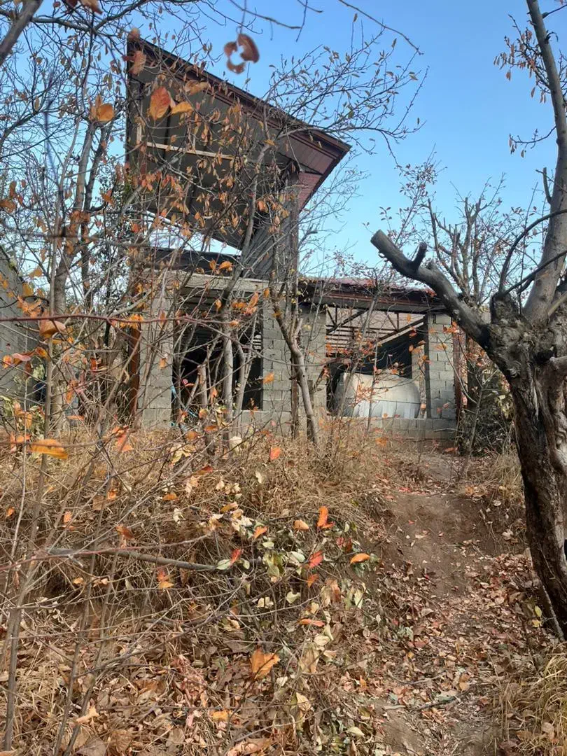 ویلا نیمه کاره روستای هرین(جاده چالوس)|فروش خانه و ویلا|آسارا, |دیوار