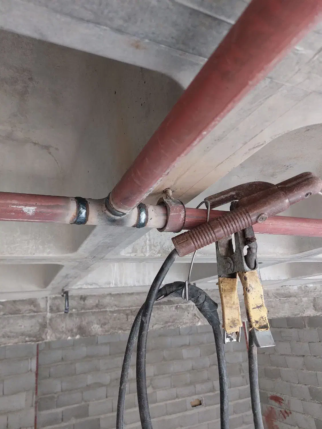 لوله کشی گاز/گازکشی باتاییدیه|خدمات پیشه و مهارت|بروجرد, |دیوار