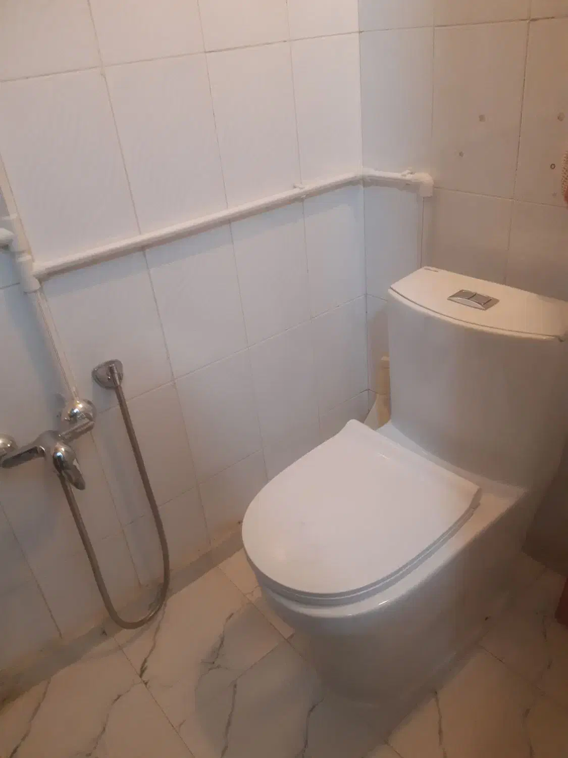 لوله کشی روکار و توکار|خدمات پیشه و مهارت|همدان, |دیوار