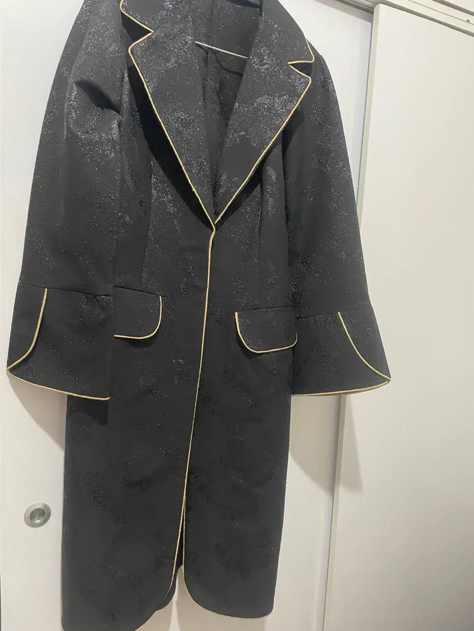 مانتو مجلسی|لباس|اسلام‌شهر, زرافشان|دیوار