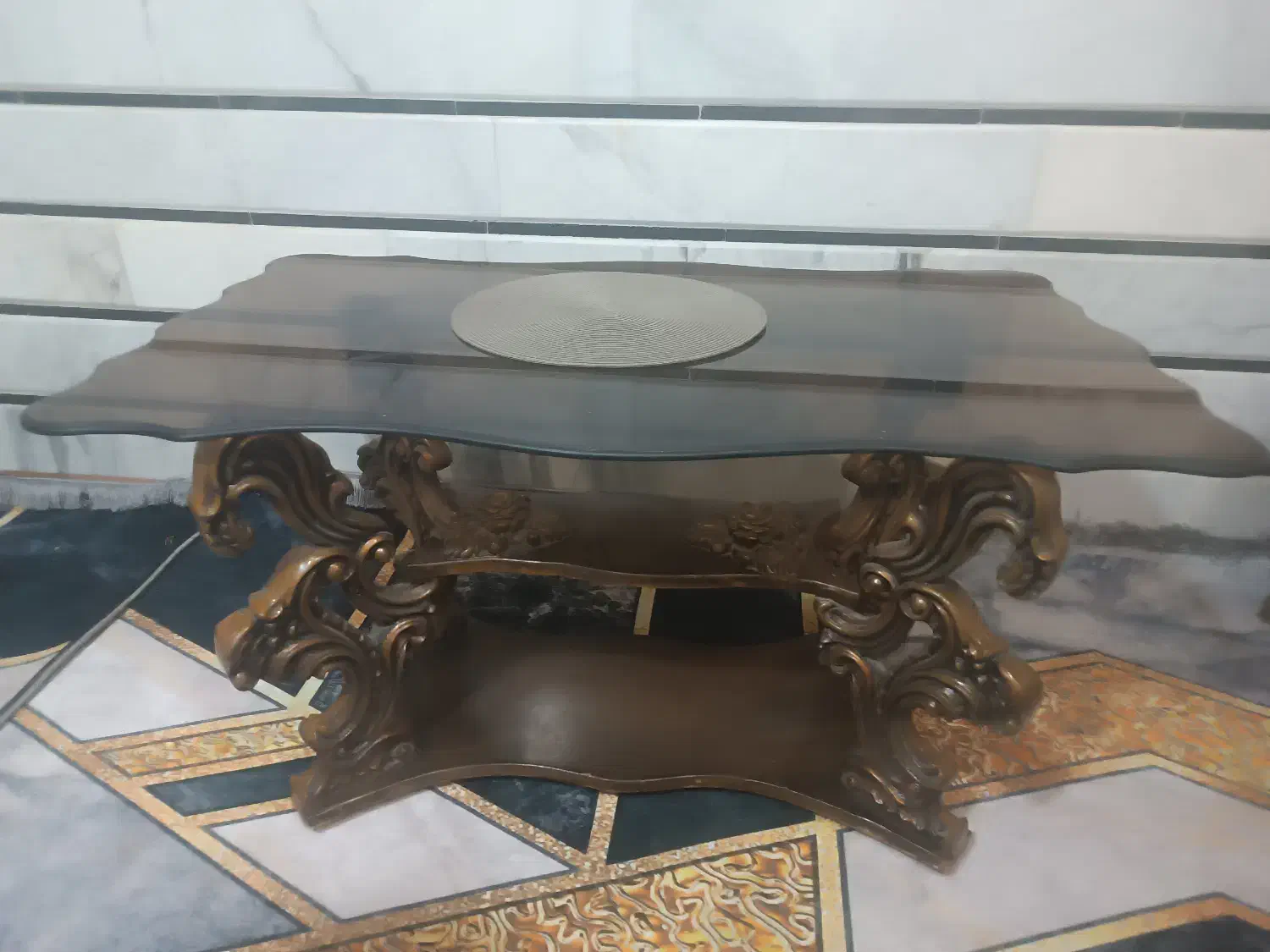 مبل سلطنتی|مبلمان خانگی و میز عسلی|آشخانه, |دیوار