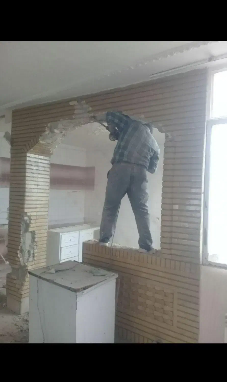 تخریب باپیکورکوچک وبزرگ|خدمات پیشه و مهارت|گنبد کاووس, |دیوار