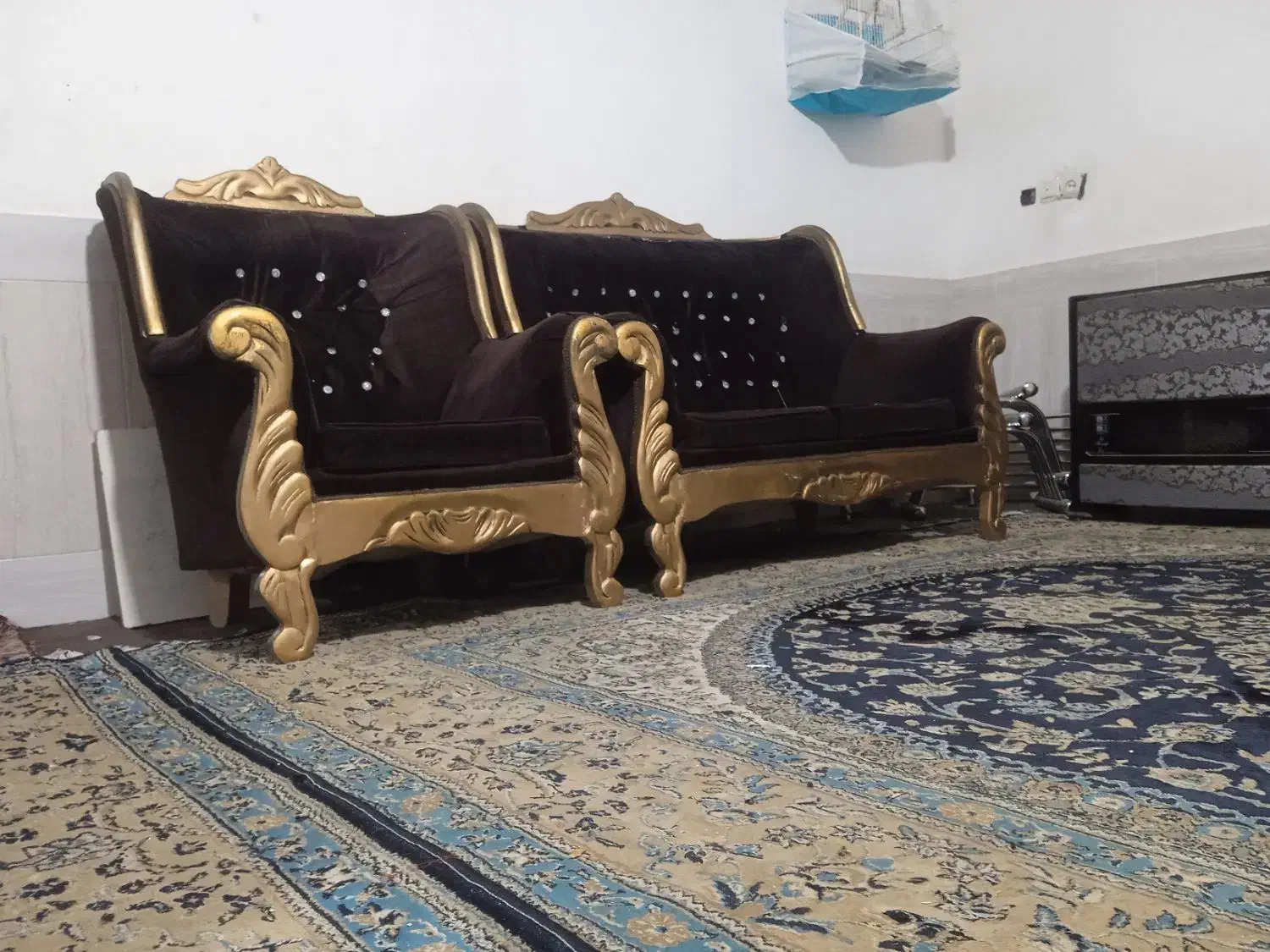 مبلمان نیمه سلطنتی|مبلمان خانگی و میز عسلی|تربت جام, شهرک معلم|دیوار