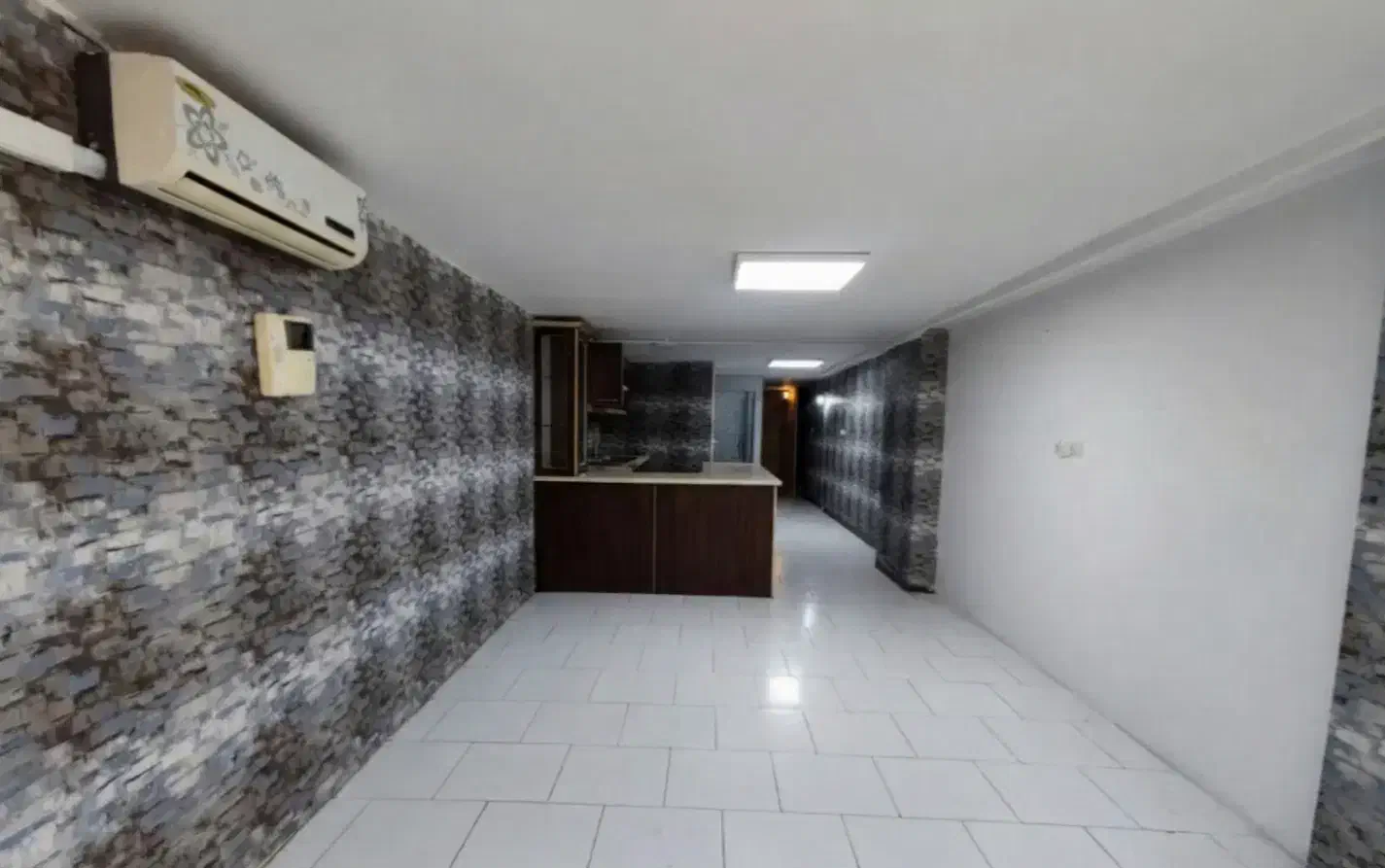 300 متر مستغلات فاطمی