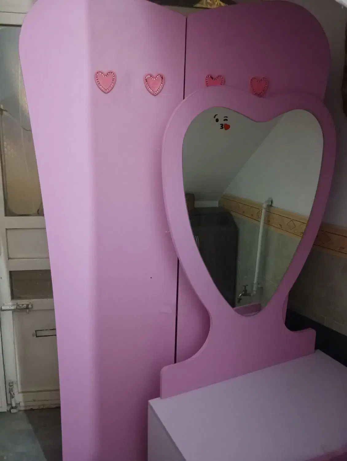 درحدنو|تخت و صندلی بچه|بهار, |دیوار