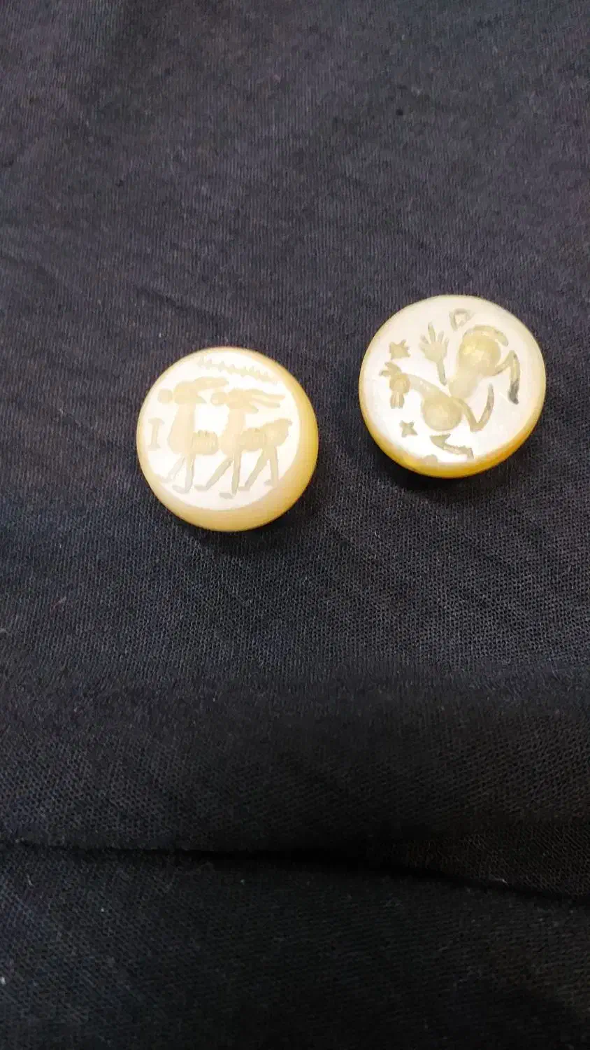 سنگ های قدیمی|کلکسیون اشیاء عتیقه|ایلام, |دیوار