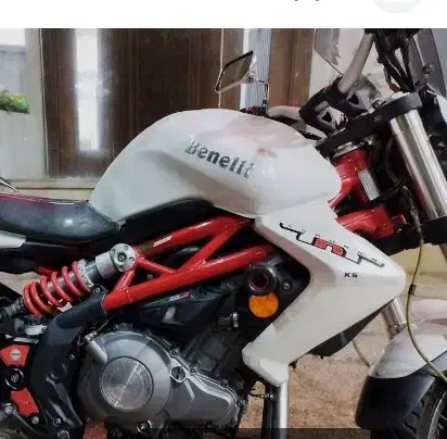 بنلی 300 جفت سیلندر|موتورسیکلت|اصفهان, جلفا|دیوار