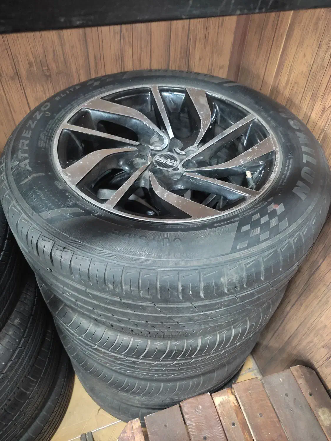 رینگ و لاستیک|قطعات یدکی و لوازم جانبی|اهواز, کوی آغاجاری|دیوار