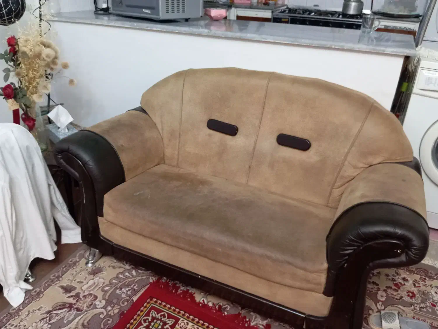 مبل ۷نفره|مبلمان خانگی و میز عسلی|شیراز, کوشک میدان|دیوار