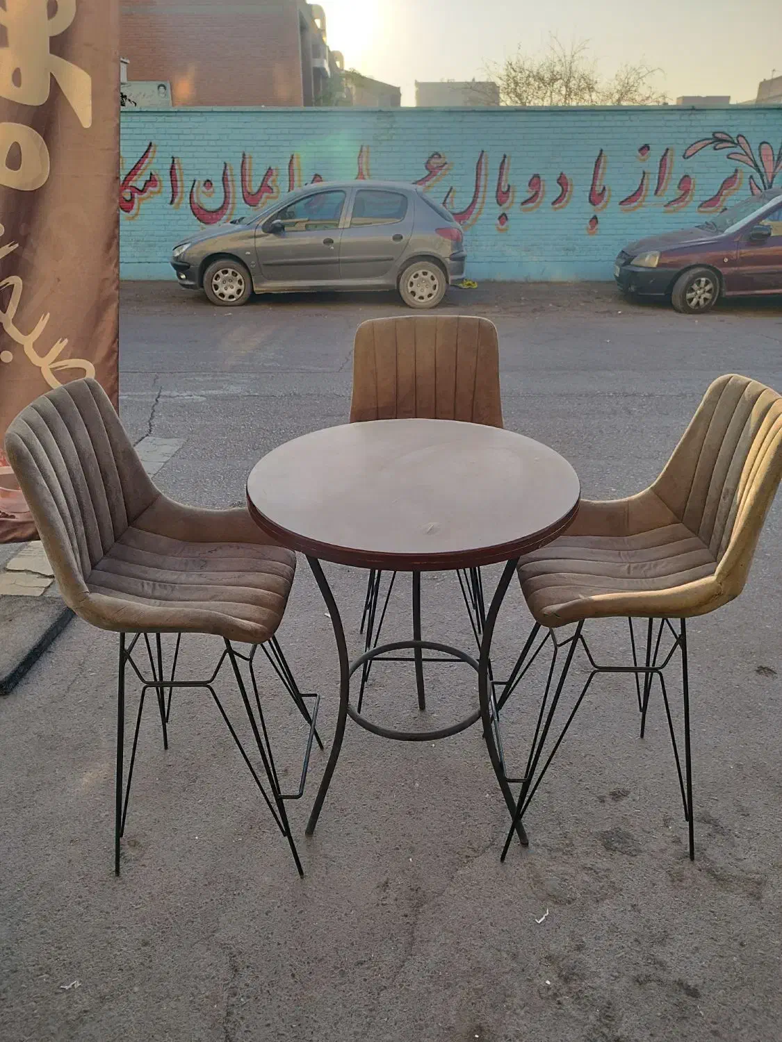 میز صندلی بلند کافه|میز و صندلی غذاخوری|گلستان (تهران), |دیوار