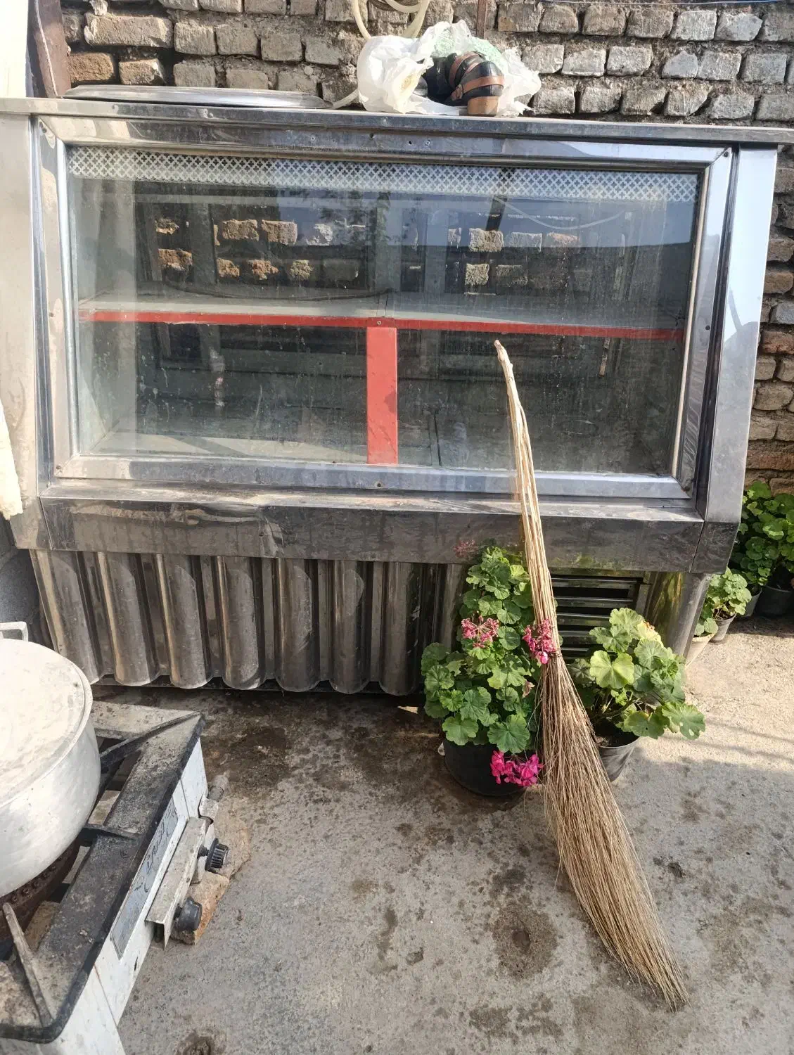 یخچال سالم ویترینی|یخچال و فریزر|آزادشهر, |دیوار