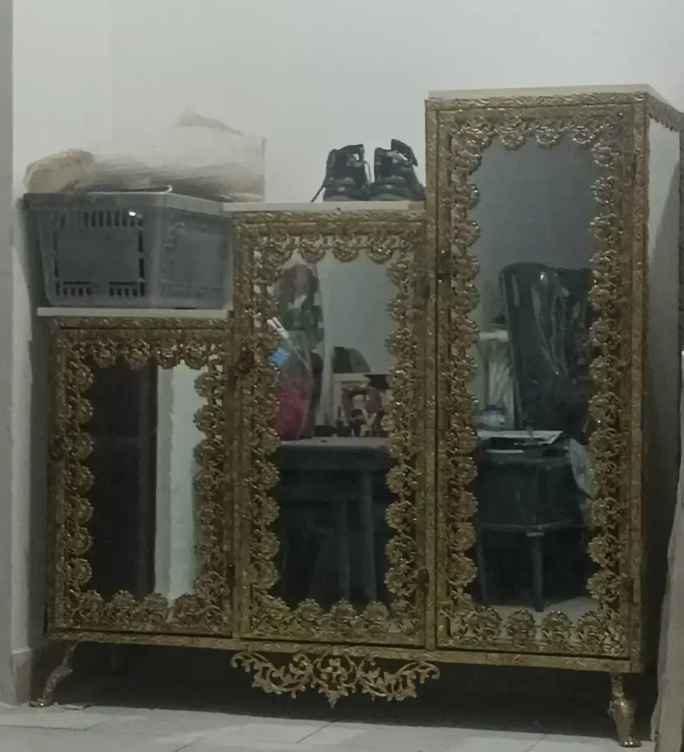 بوفه و جاکفشی و ساعت ایستاده|بوفه، ویترین، کنسول|فردوسیه, |دیوار