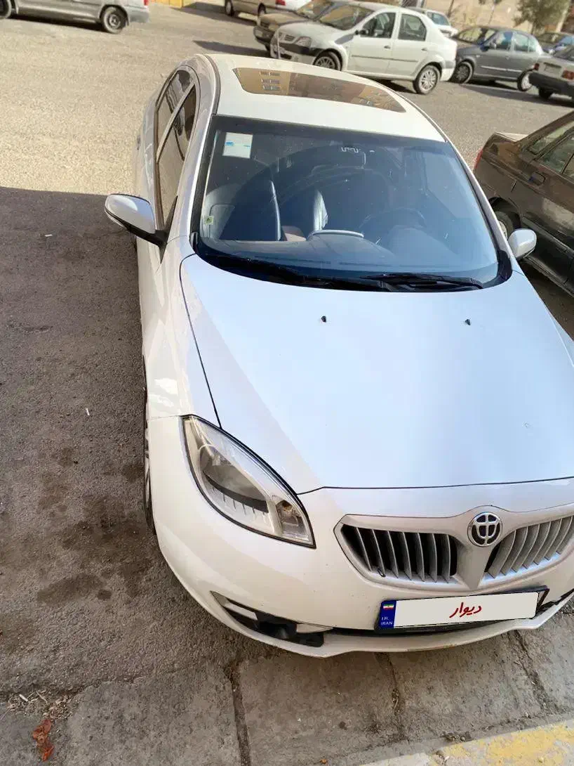 برلیانس ۹۵ درحد اتومات ۳۳۰|خودرو سواری و وانت|تهران, باغ فیض|دیوار