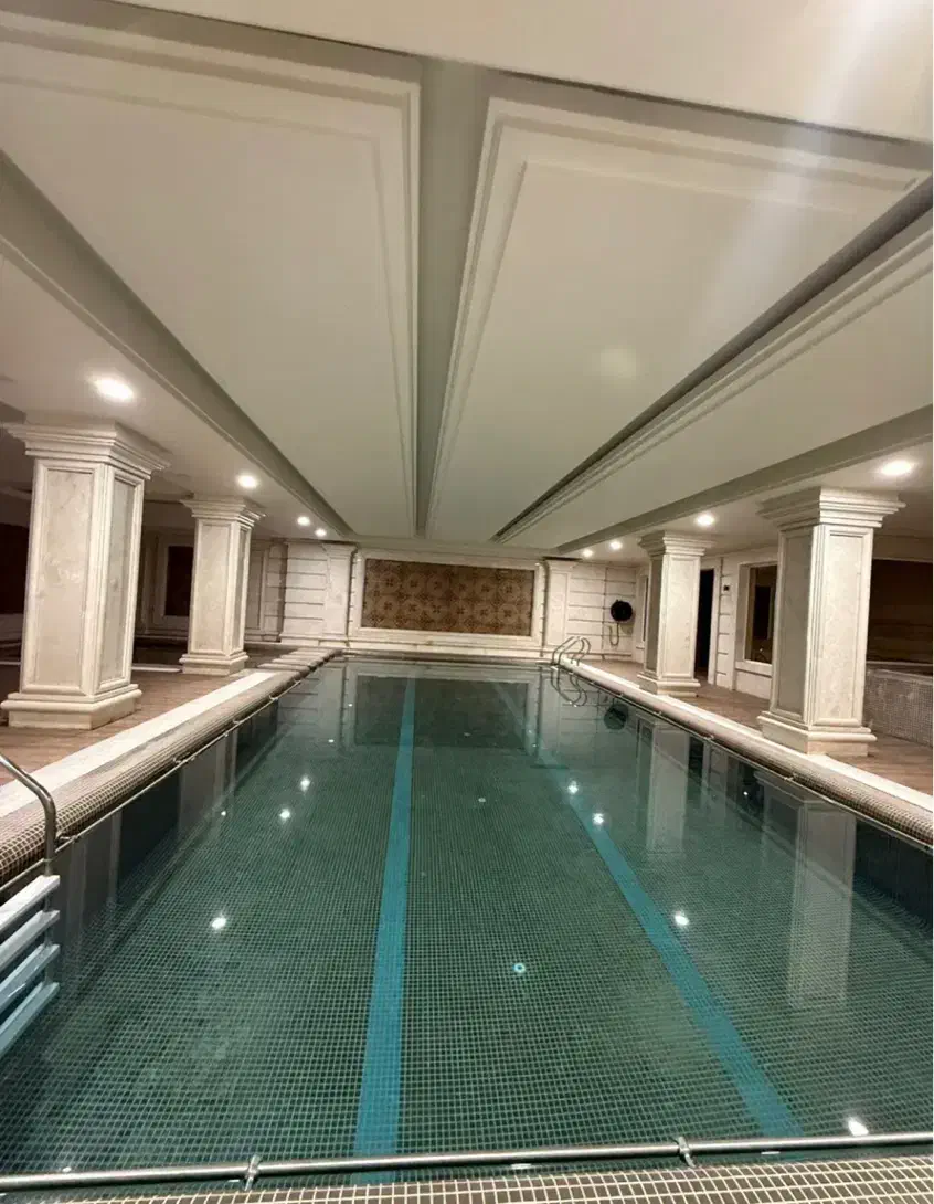 ۲۰۰متر کلیدنخورده بوکان/۱۰متر تراس قابل چیدمان