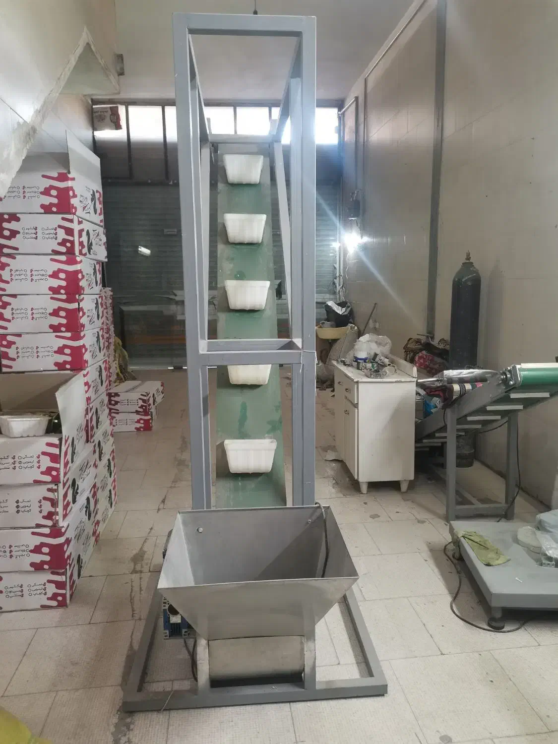 بالا بر دستگاه بسته بندی|ماشین‌آلات صنعتی|فردیس, شهرک شهید حسینی|دیوار