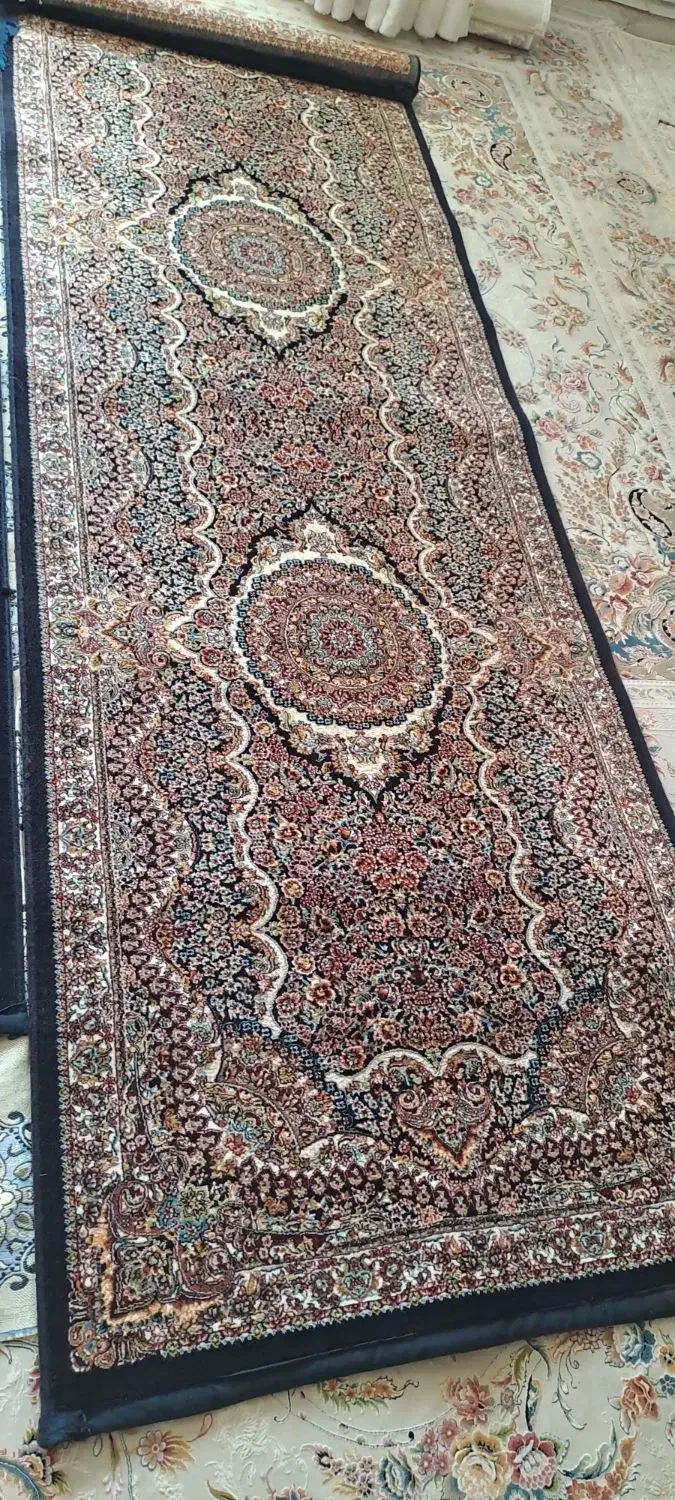 کناره ۱در۳مارک نگین مشهد درحد نو|فرش|مشهد, رده|دیوار