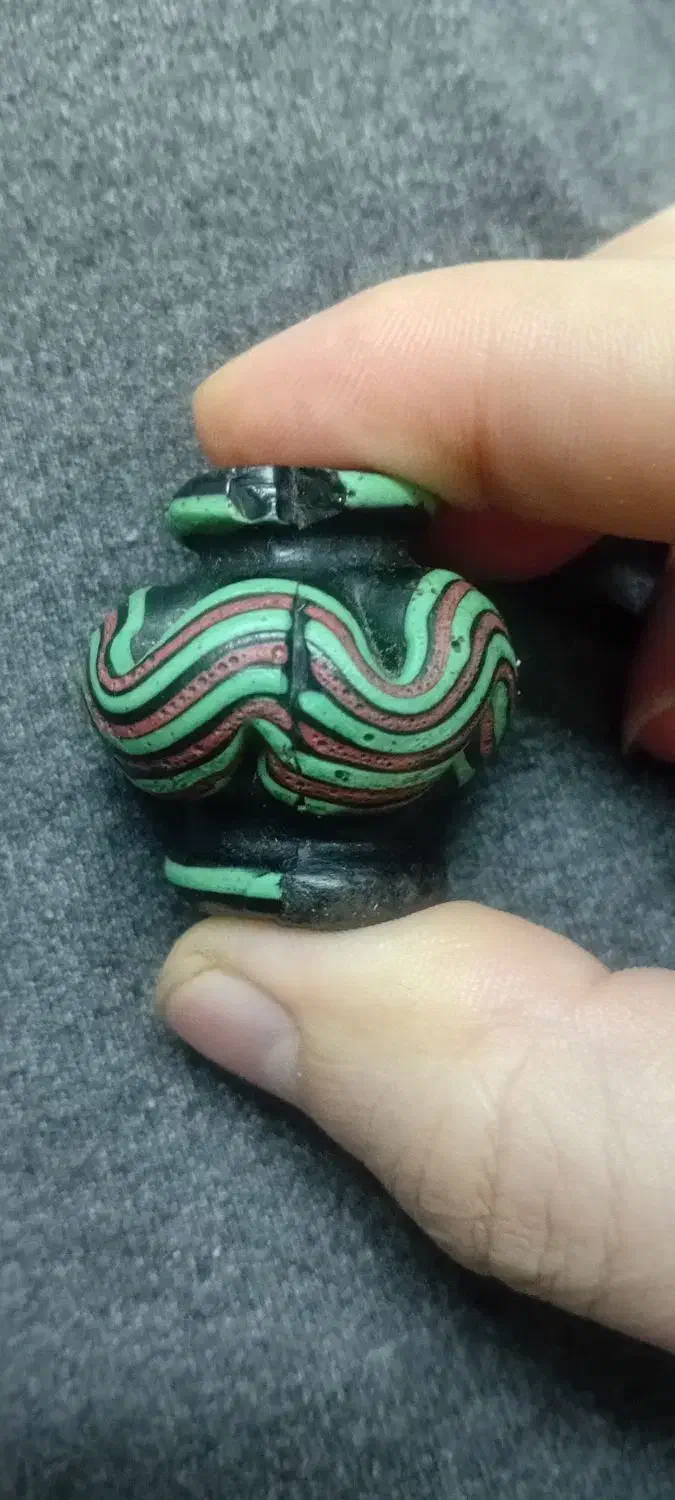 مهره چیتو گلدانی با قدمت و شرط اصالت|کلکسیون اشیاء عتیقه|شیروان (خراسان), |دیوار