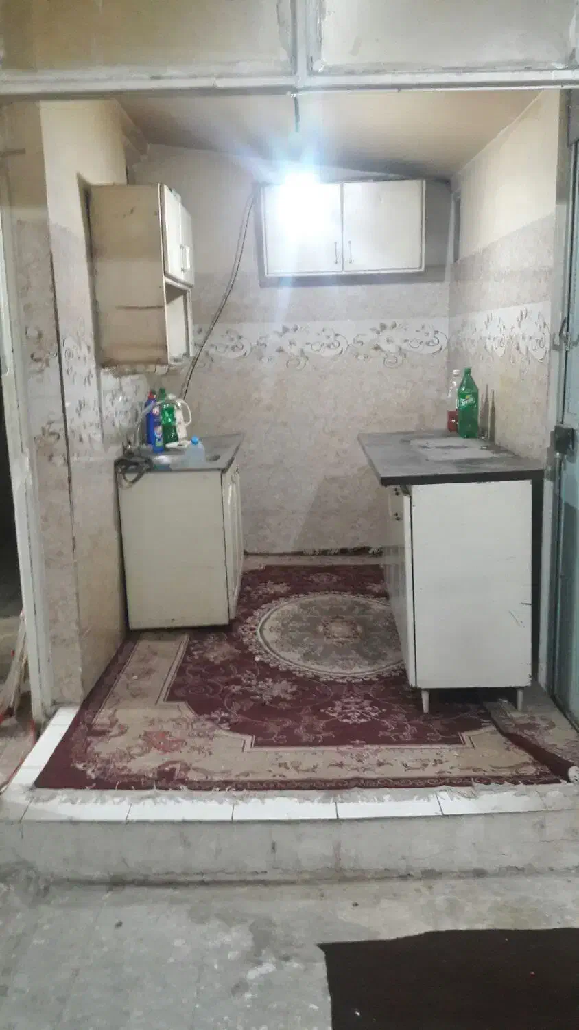 واحد ۳۸ متری  مجردی آقا