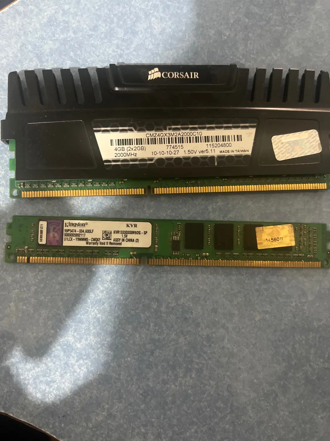 رم ۴ گیگ و ۲ گیگ ddr3|قطعات و لوازم جانبی رایانه|تهران, دستغیب|دیوار