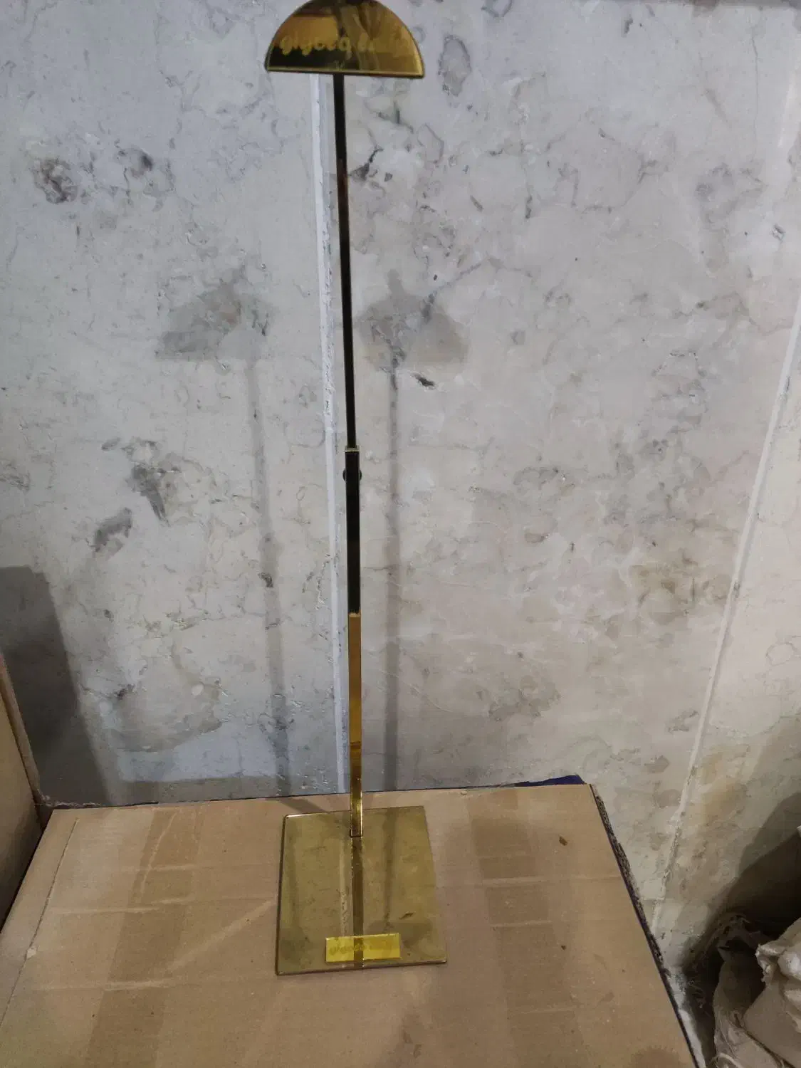 پایه کیف مناسب فروشگاه|کیف، کفش، کمربند|کرج, ساماندهی|دیوار