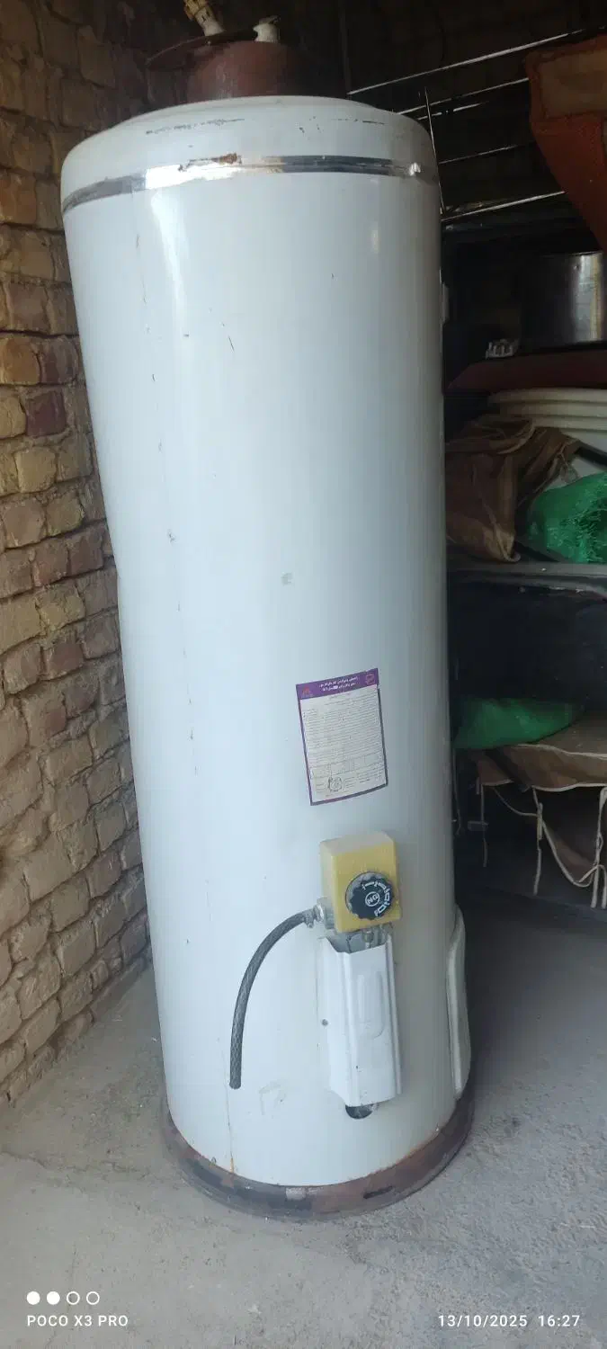 فروش فوری آبگرمکن زمینی|آبگرمکن، پکیج، شوفاژ|خمین, |دیوار