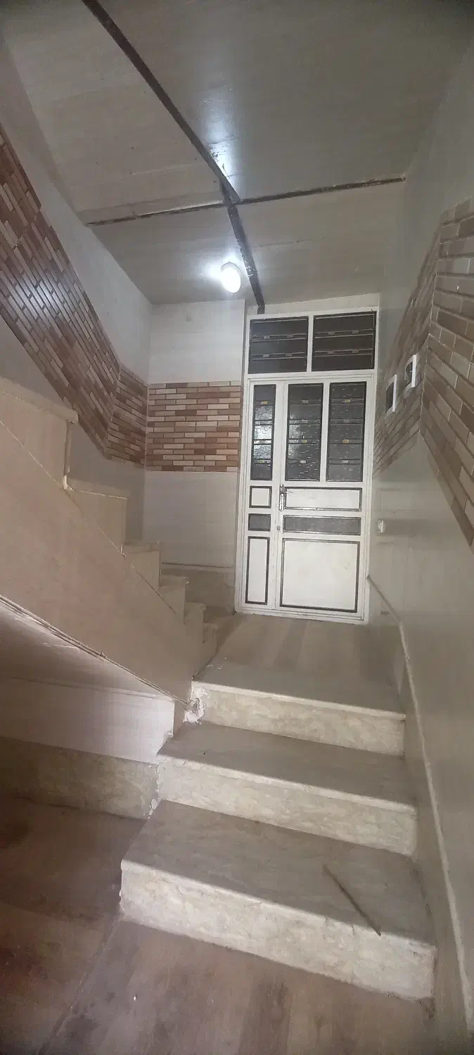 فروش ویلایی بزرگ/ پارکینگ ها ۶۰ متر/ بلوار انقلاب|فروش خانه و ویلا|یاسوج, |دیوار