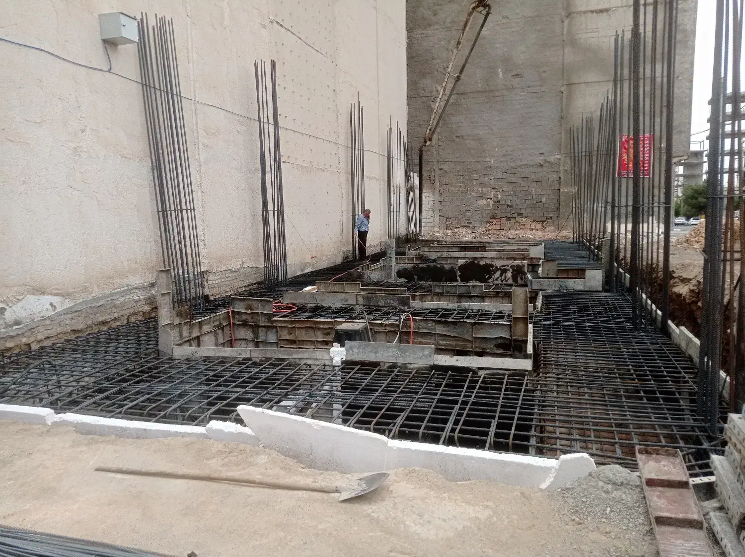 ارموتوربندی|استخدام معماری، عمران و ساختمانی|سبزوار, هویزه|دیوار