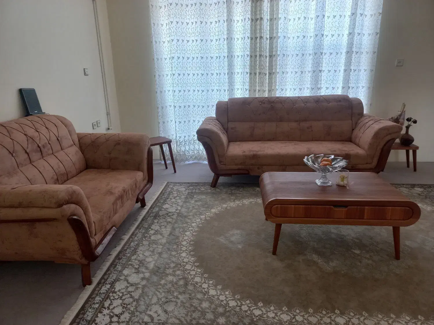 مبل ۷نفره طرح پتینه (بدون میز و گل میز)|مبلمان خانگی و میز عسلی|شیراز, تحویلی|دیوار