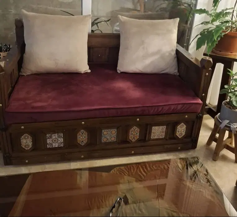 مبل سنتی ۳ و ۲ نفره و میز مربع|مبلمان خانگی و میز عسلی|تهران, قیطریه|دیوار