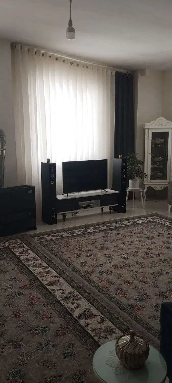 اپارتمان۱۰۰متری طبقه اول توس۸۷سردونبش اهنگی|فروش آپارتمان|مشهد, شهید بصیر|دیوار