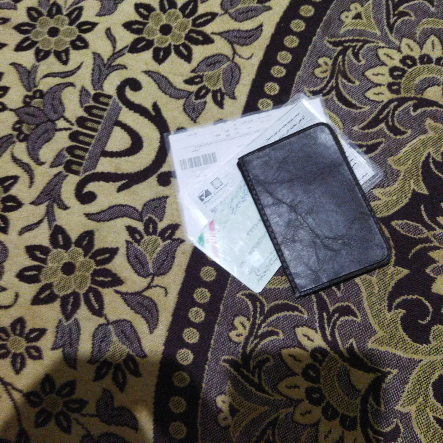 پیدا شده|اشیا|اشتهارد, |دیوار