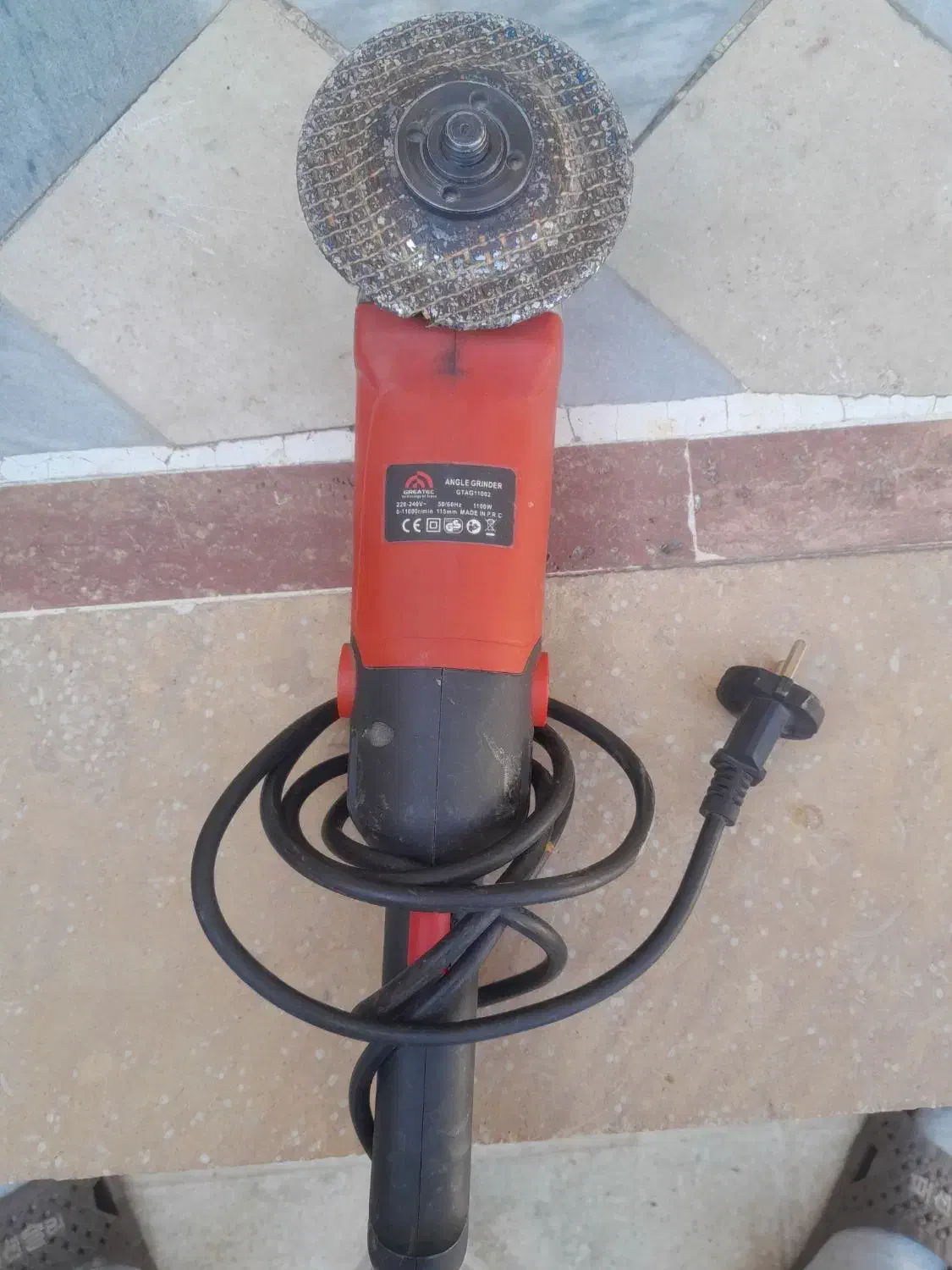 دریل و سنگ فرز و پیشت گوشتی شارژی و اره زنجیری|سایر لوازم برقی|شیراز, شهرک بزین|دیوار