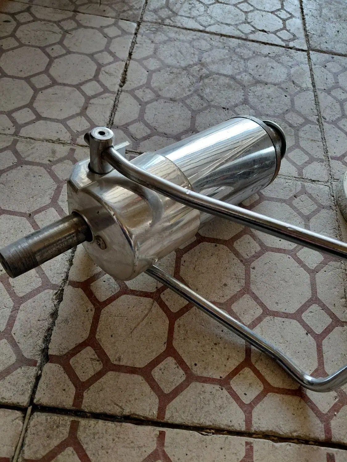 جک پدال سایز بزرگ و کوچک|آرایشگاه و سالن‌های زیبایی|کرمانشاه, |دیوار