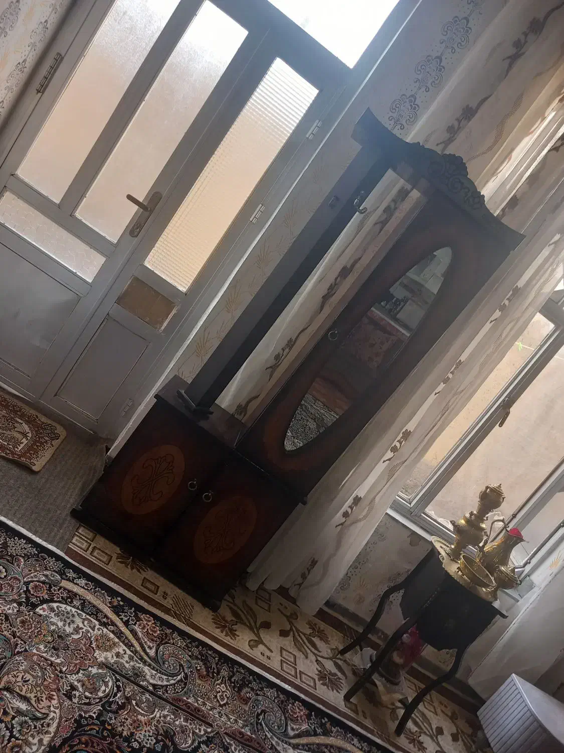 جاکفشی|جاکفشی، کمد، دراور|اردبیل, |دیوار