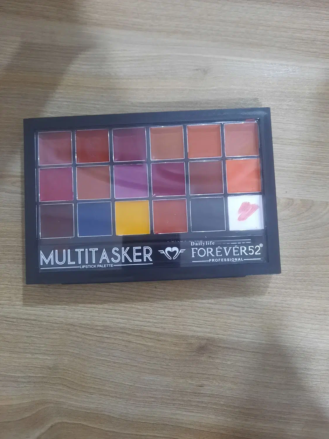 پالت رژ|آرایشی، بهداشتی، درمانی|صفادشت, |دیوار