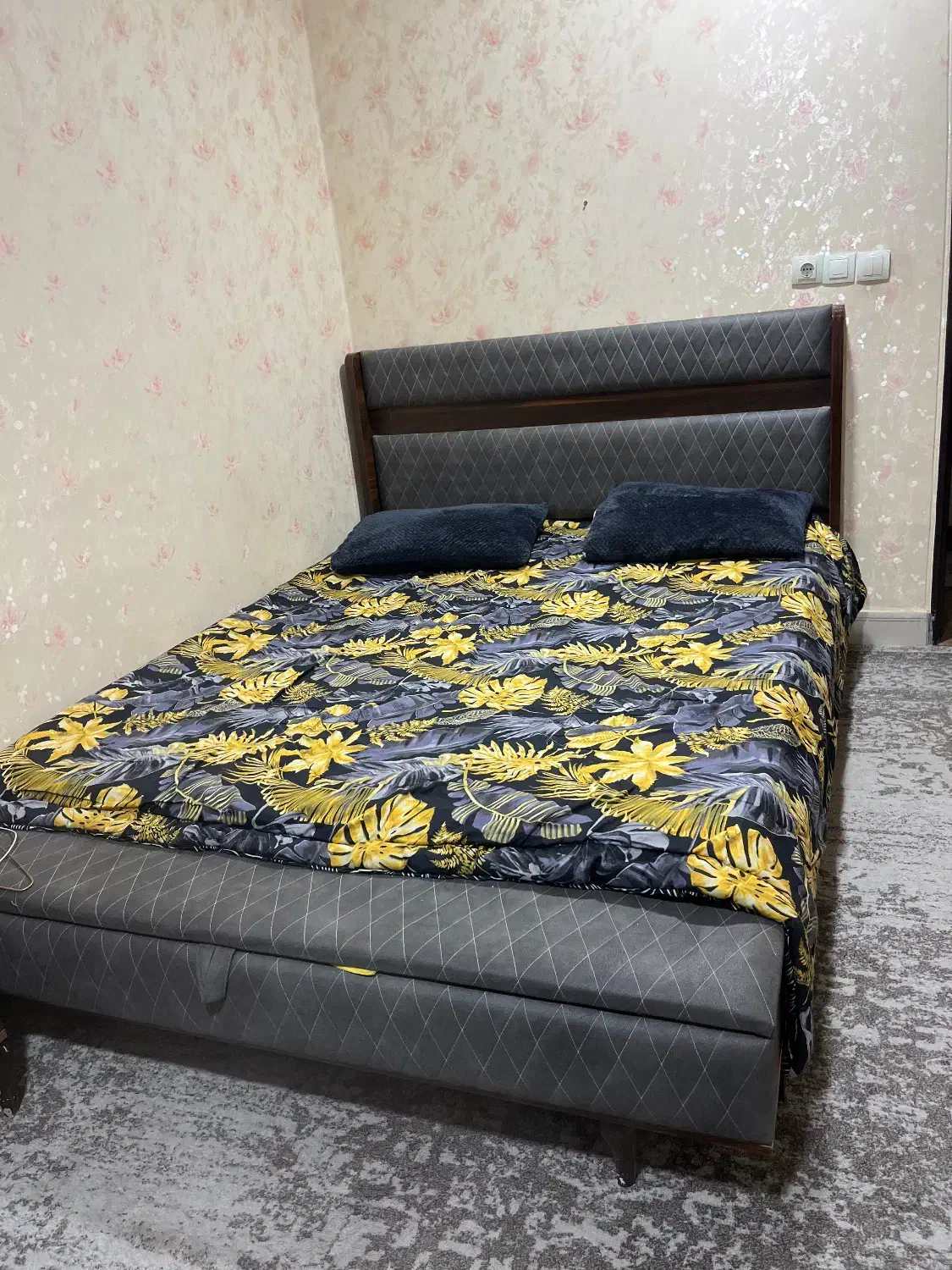 میز و تخت خواب|تخت و سرویس خواب|بندرعباس, |دیوار