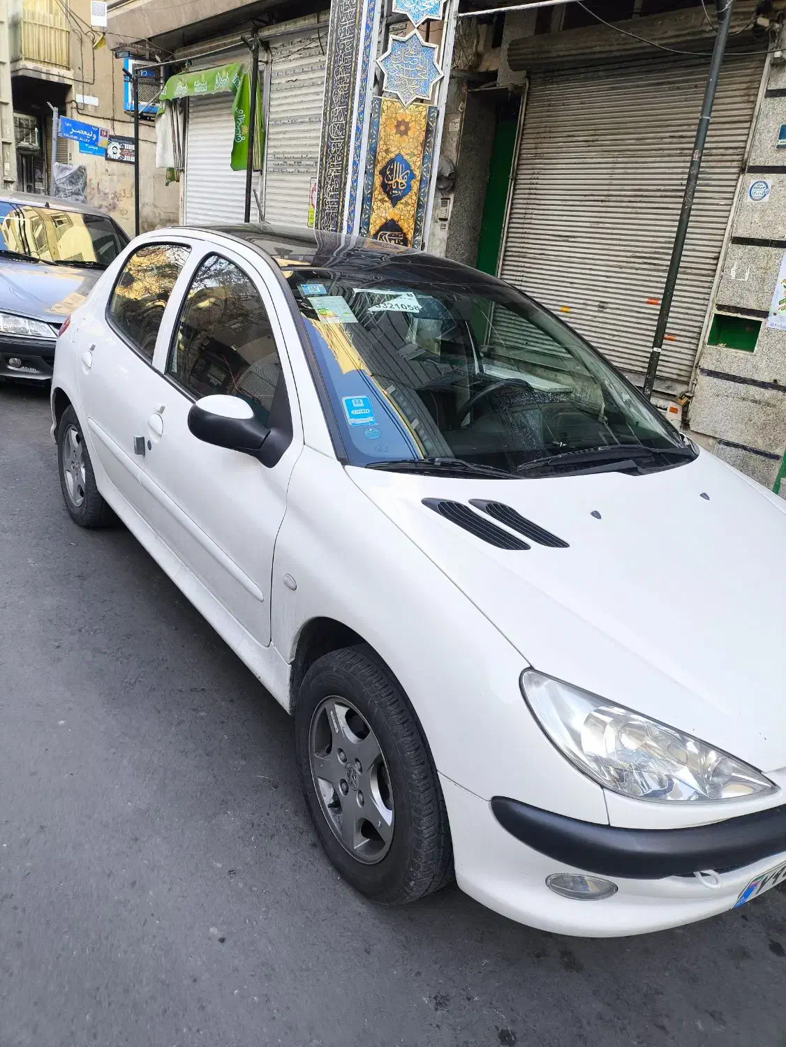 پژو ۲۰۶ تیپ ۳ مدل ۱۴۰۲ سقف شیشه|خودرو سواری و وانت|تهران, شهرک فردوس (حسینی)|دیوار