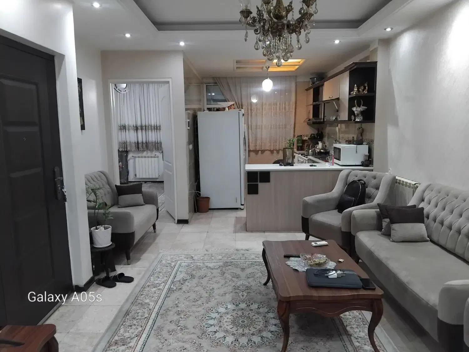 ۵۳متر تکواحدی فول ۹ساله کریمشاهیان پرستار شمالی