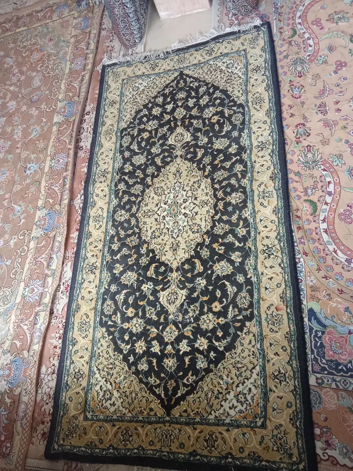 فرش ماشینی|فرش|دماوند, دماوند|دیوار