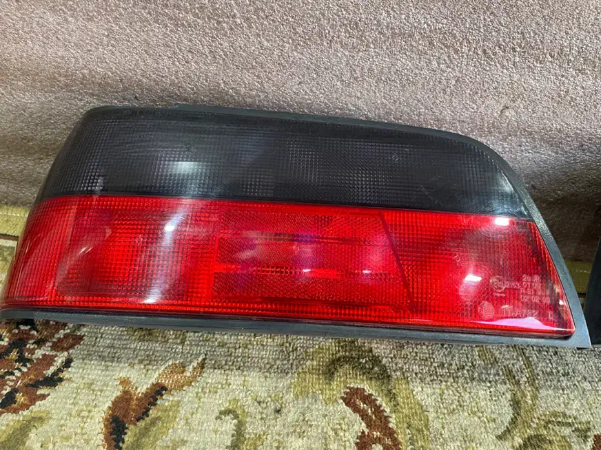 چراغ عقب پژو پارس دودی|قطعات یدکی و لوازم جانبی|بانه, |دیوار