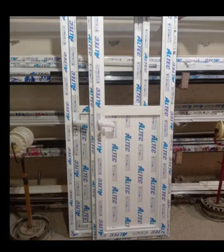 ساخت درب پنجره آلومینیومی و انواع توری|خدمات پیشه و مهارت|اصفهان, بهارستان|دیوار